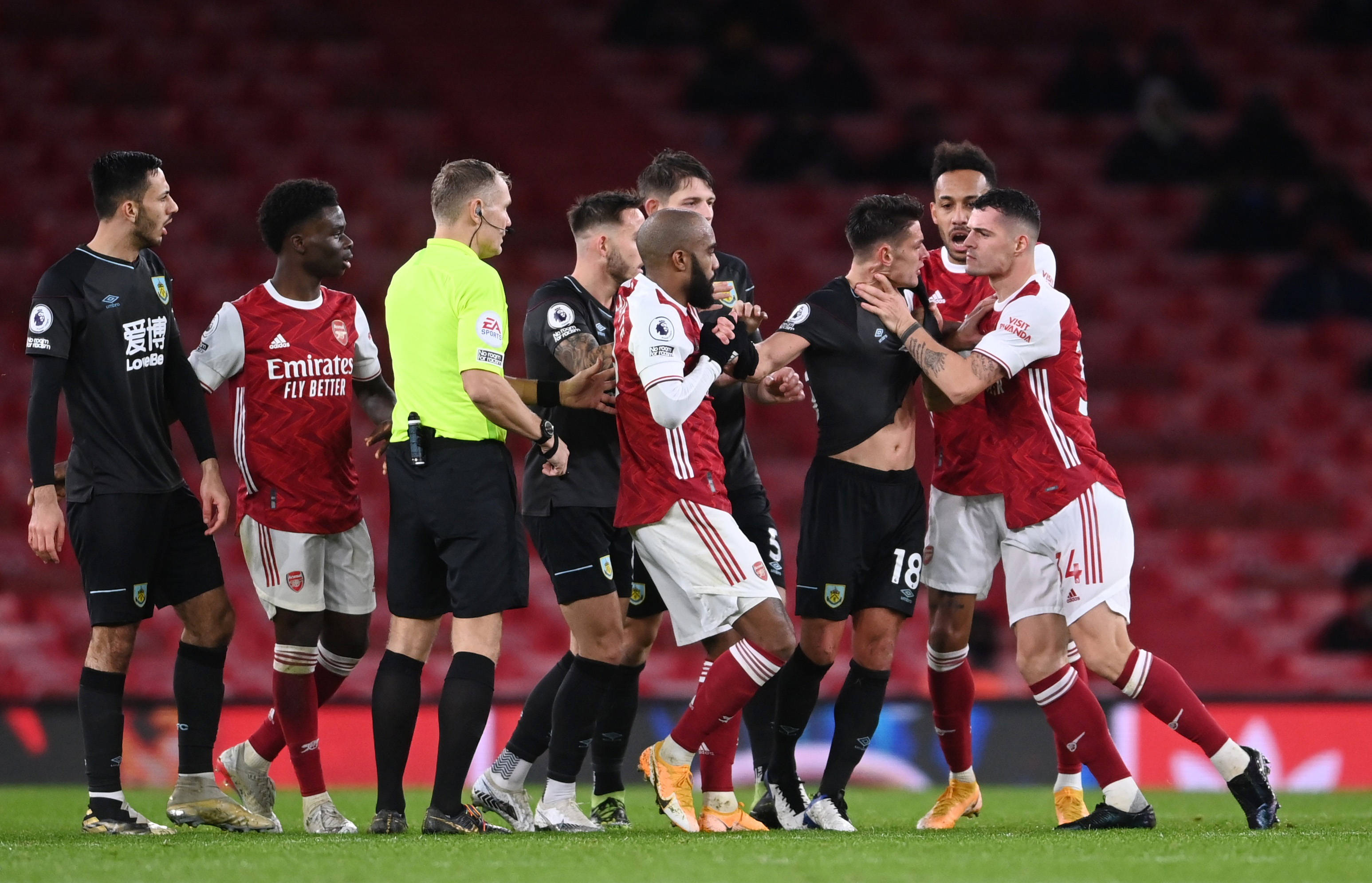 队的拼搏精 队的拼搏精